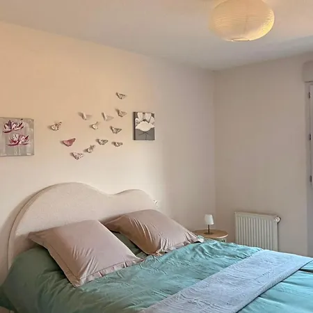 T2b Proche Centre Avec Parking Prive Gratuit Et Terrasse *