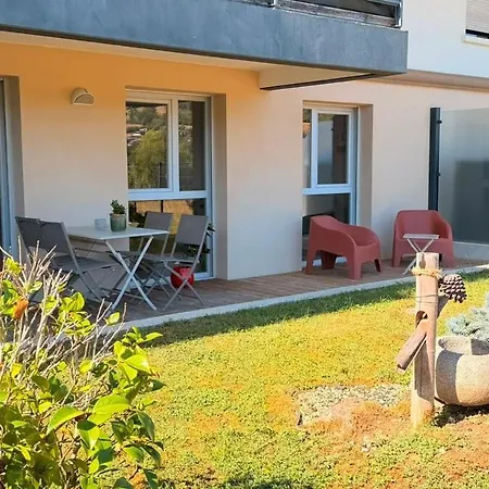T2b Proche Centre Avec Parking Prive Gratuit Et Terrasse *